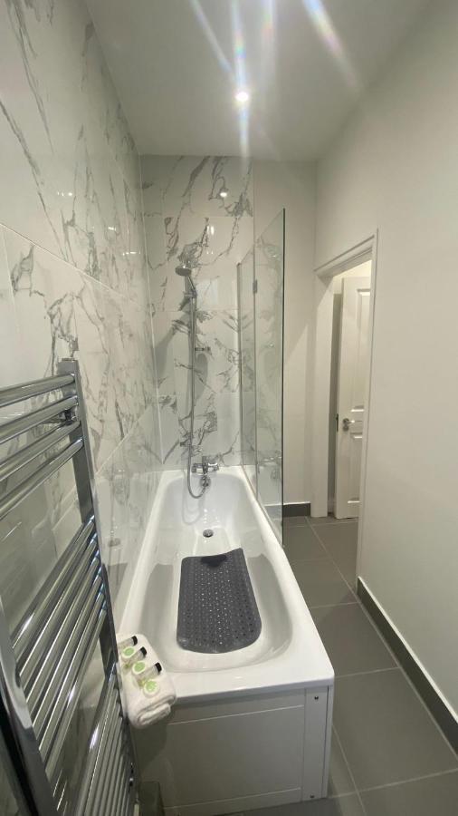 2 Notting Hill Portobello Road Amazing Location! Лондон Екстер'єр фото